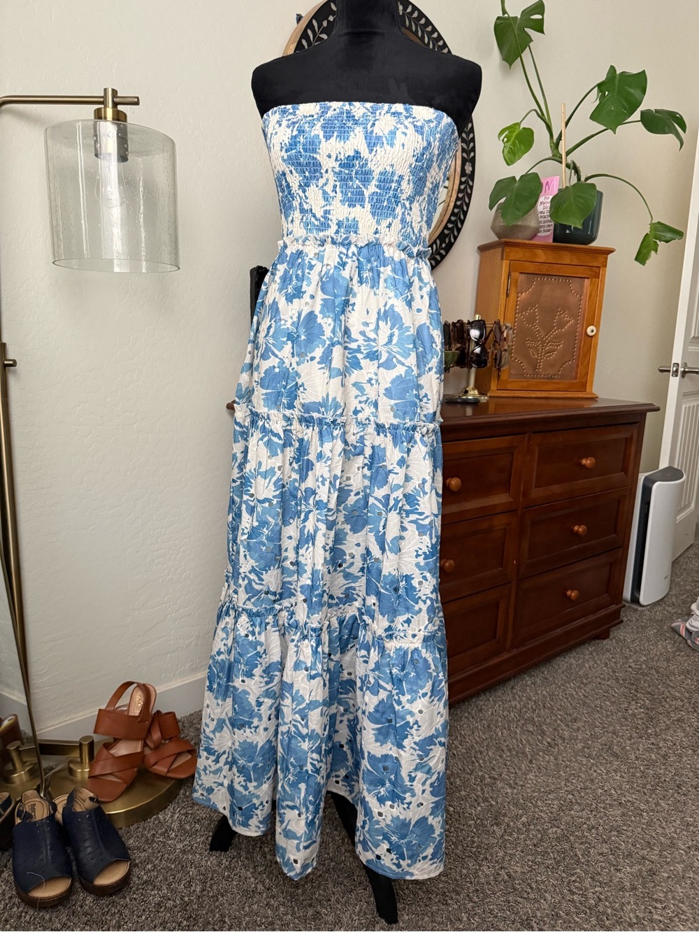 DAVI & DANI White and Blue Floral Strapless Maxi Dress